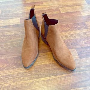 SOLD Forever 21 Suede Boots NWOT Size 9
